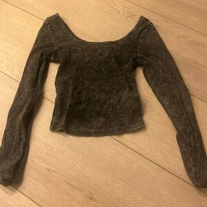 cropped long sleeve